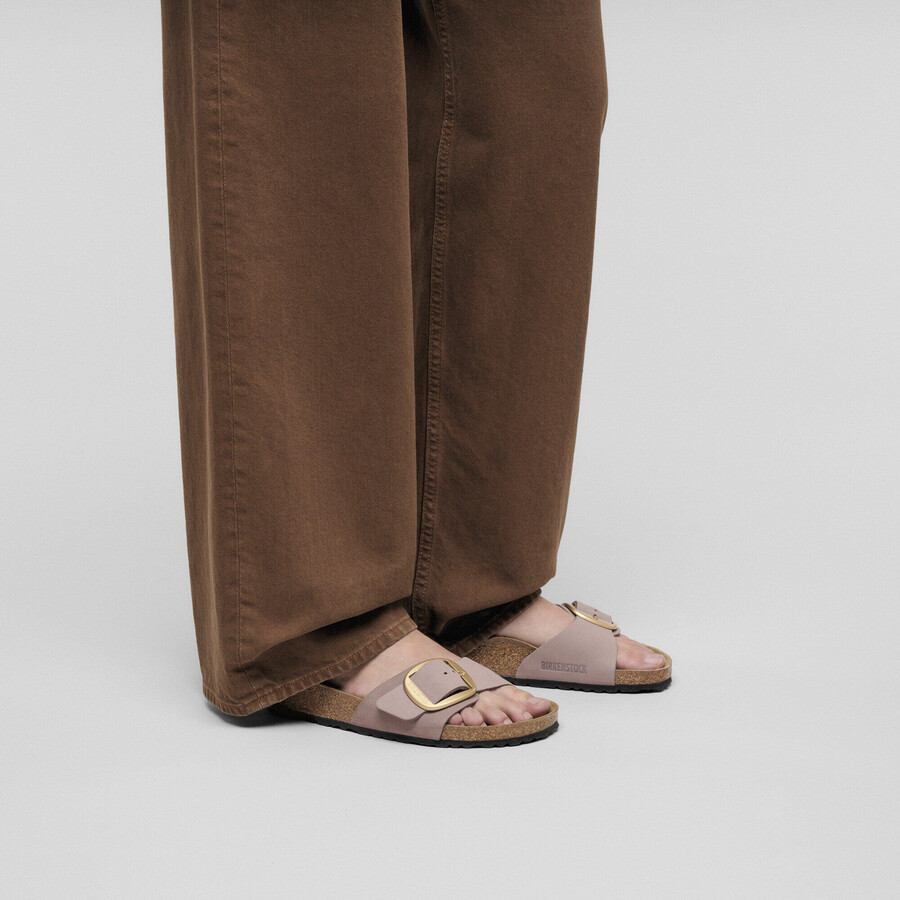 madrid big buckle nubuk leather
