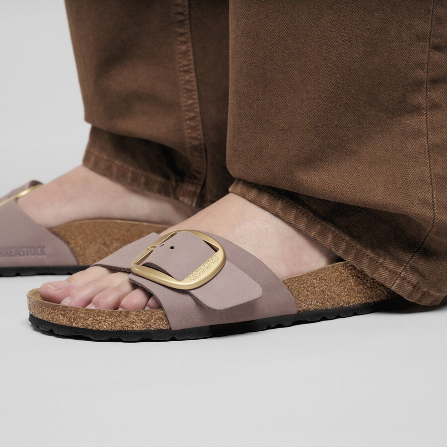 madrid big buckle nubuk leather