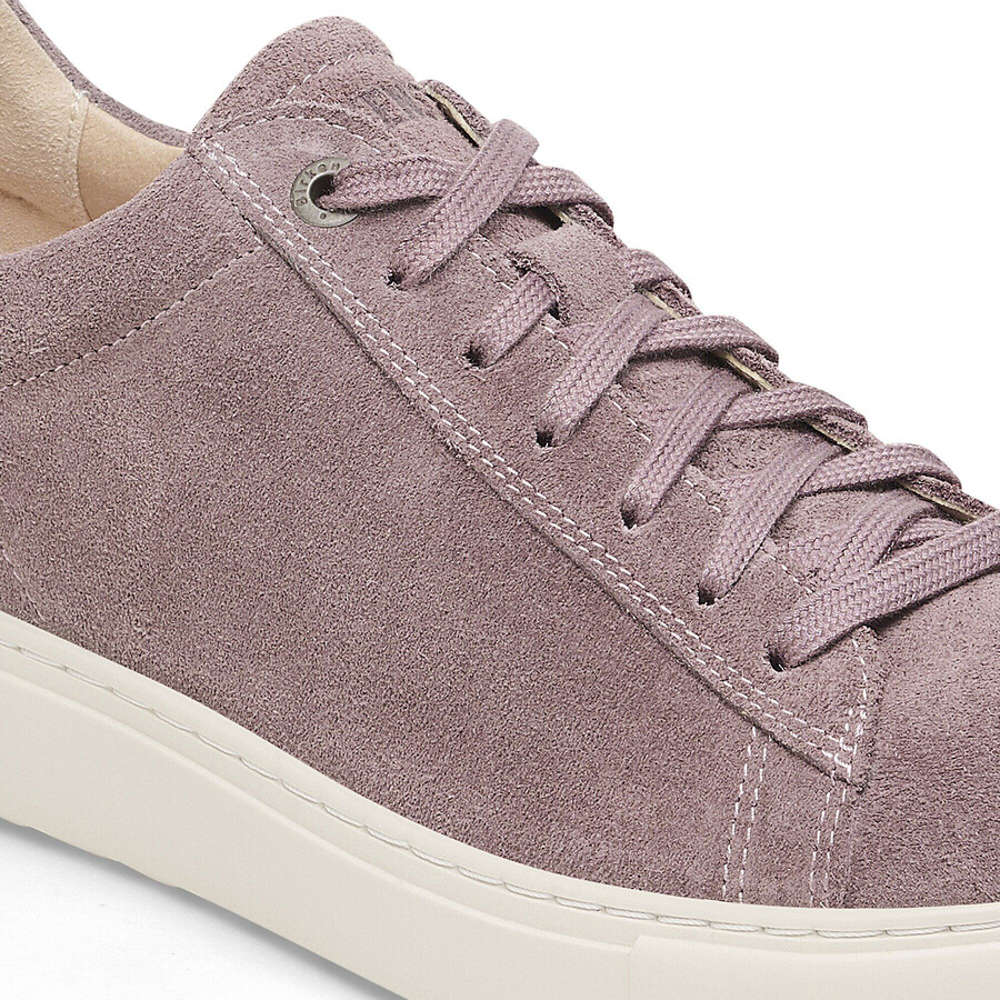 bend low suede leather