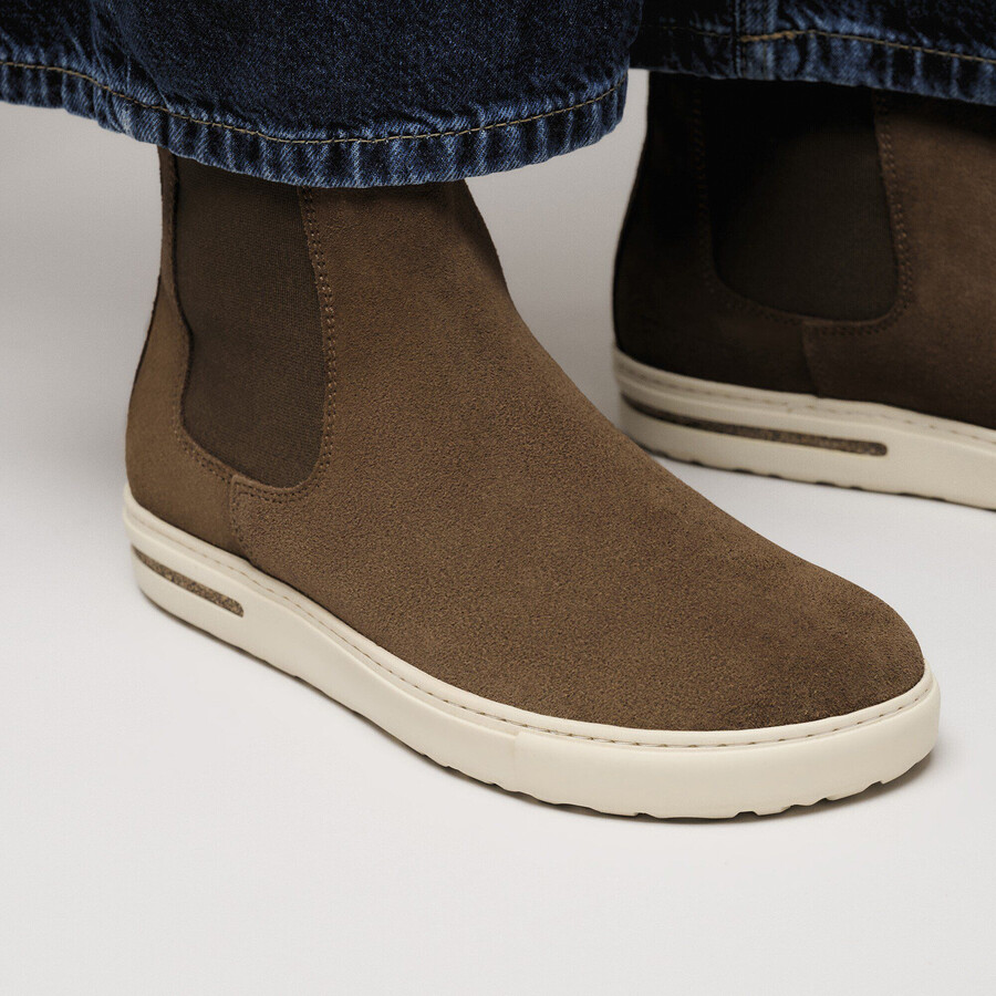 bend chelsea suede leather