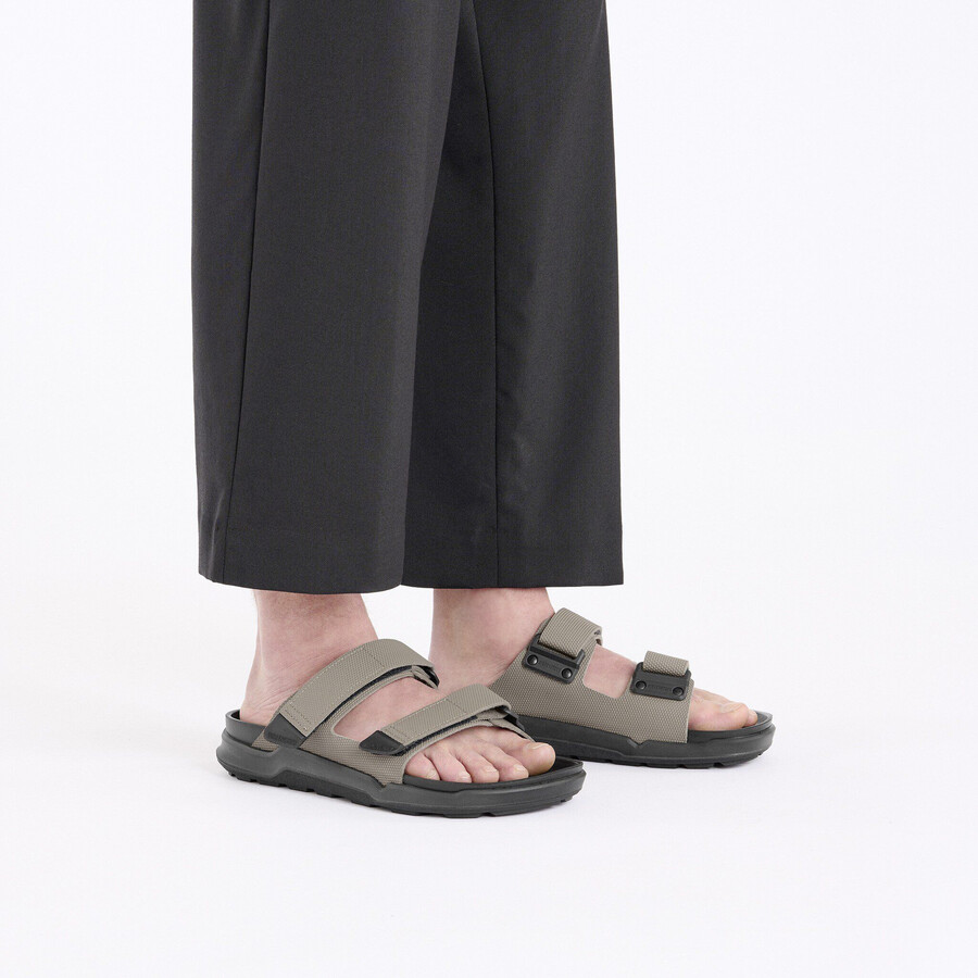 atacama men birko-flor futura concrete gray