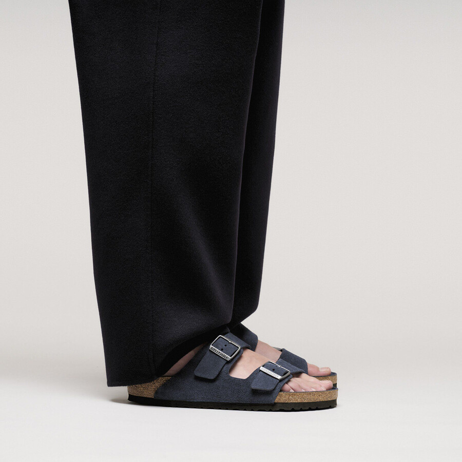 arizona soft footbed suede leather